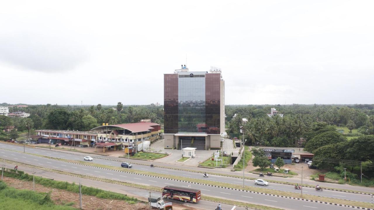 Essentia Manipal Inn Udupi Eksteriør billede